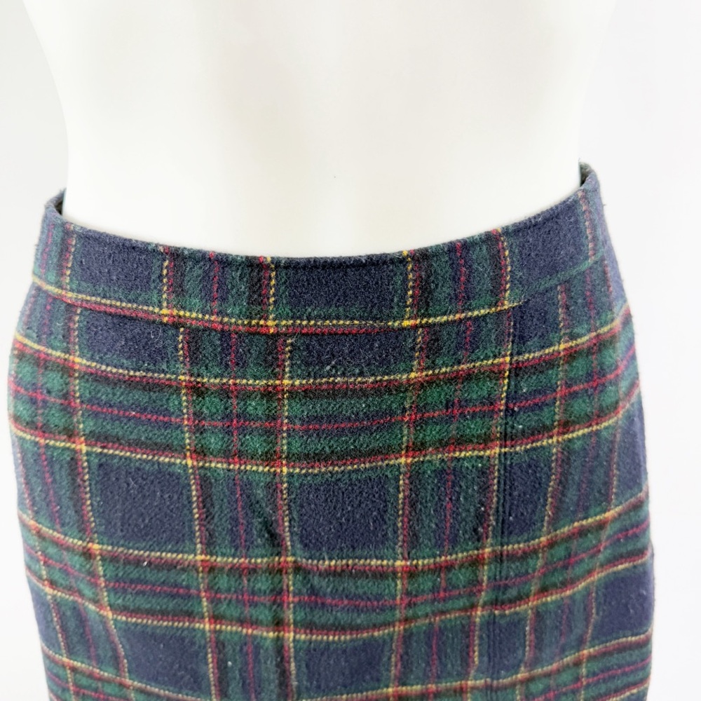 Hollister Navy Blue Plaid Ultra High Rise Mini Skirt Size S Tartan Fall Winter - Picture 3 of 8